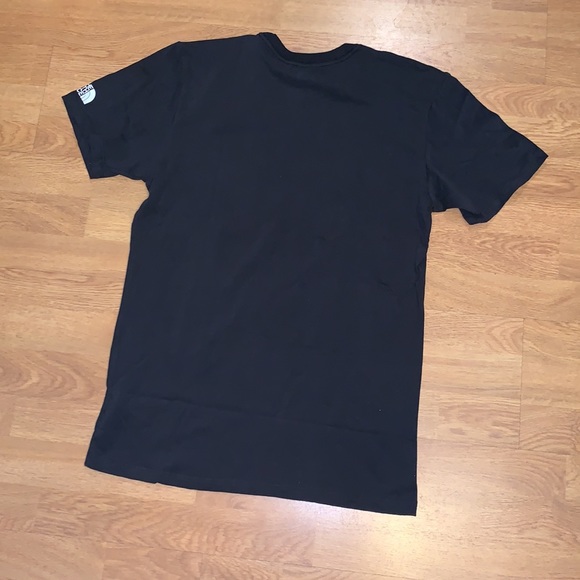 NWT The North Face Novelty Tee/ T-Shirt RTO, S - Picture 9 of 9